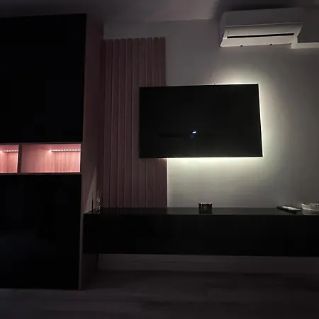 Cozy Black 1 Bedroom Bukarest