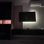 Cozy Black 1 Bedroom 布加勒斯特