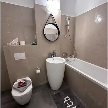 Cozy Black 1 Bedroom 公寓 布加勒斯特